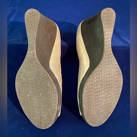 Gold Tone Peep Toe Wedges by Michael Kors Size 10M - Picture 3 of 5